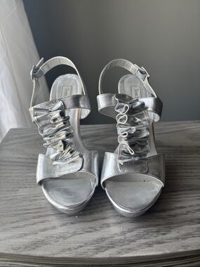 Touch Ups Silver Ruffle Platform Sandals